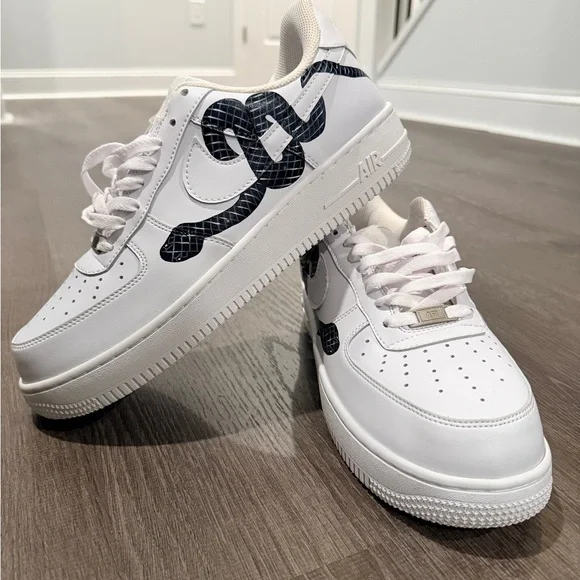 Nike Air Force One’s White Sneakers with Black Snake Pattern - Picture 2 of 4